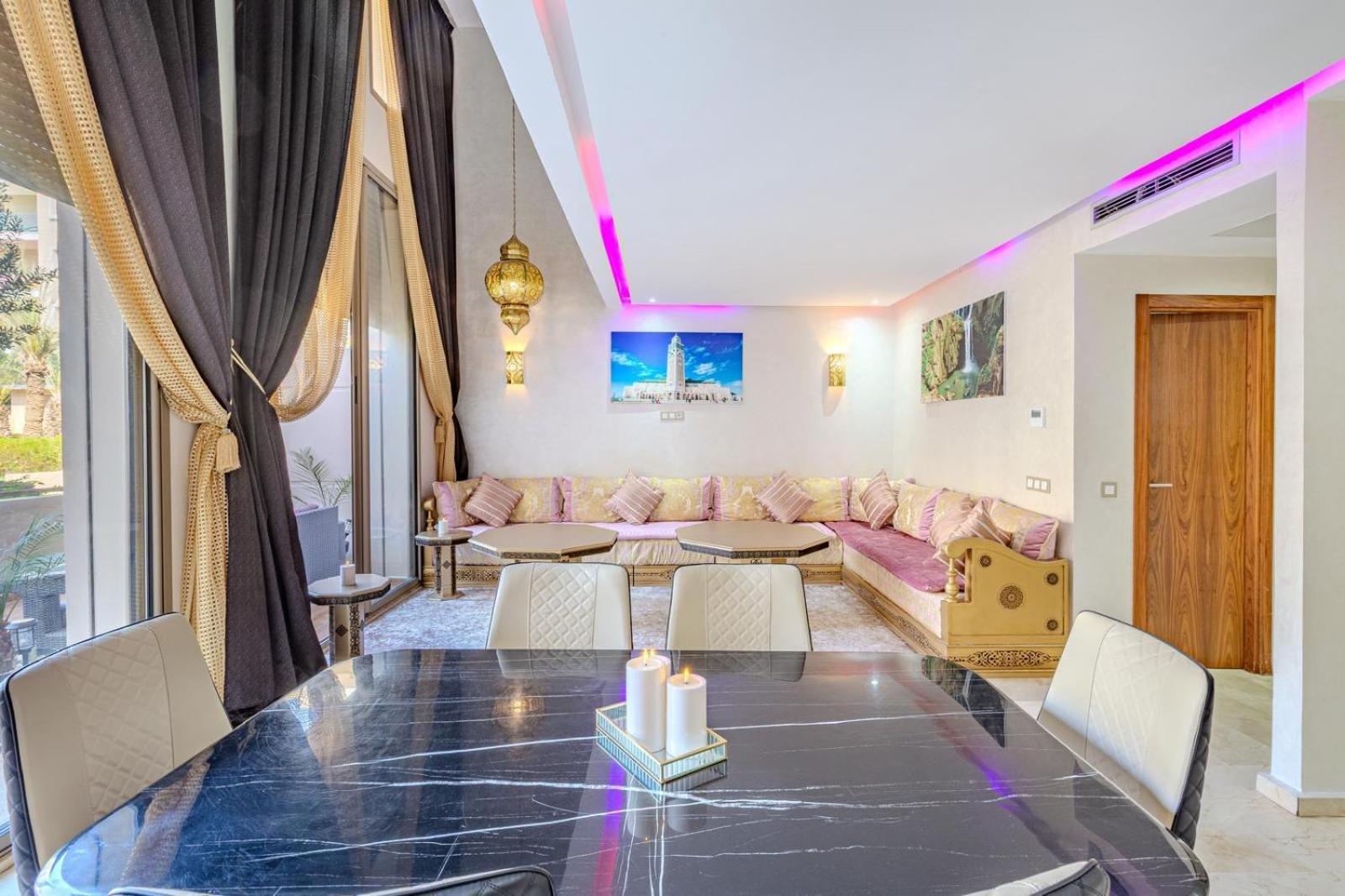 Royal Deluxe Gold - Marrakech, Luxe Pool View Apartment มาร์ราเกช ภายนอก รูปภาพ