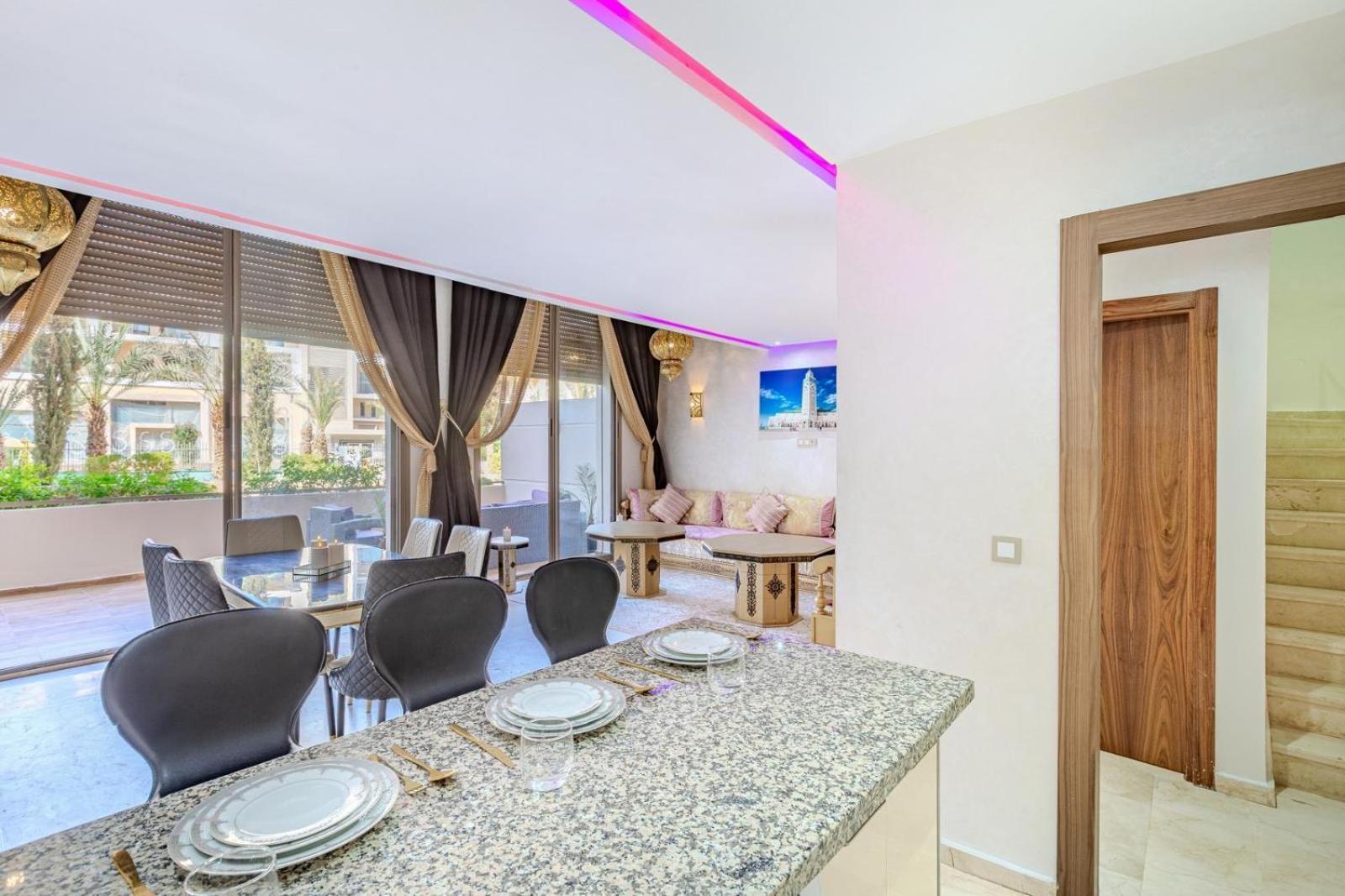 Royal Deluxe Gold - Marrakech, Luxe Pool View Apartment มาร์ราเกช ภายนอก รูปภาพ